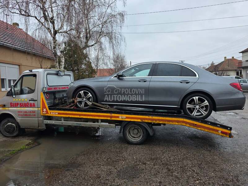 Mercedes Benz Sprinter 413