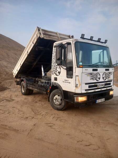 Iveco 75e . 14