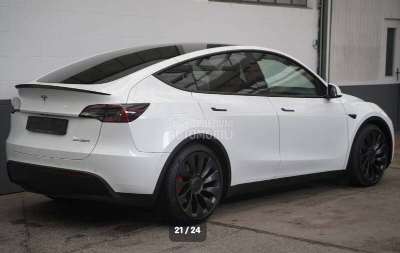 Tesla Model Y Performance/AWD/21