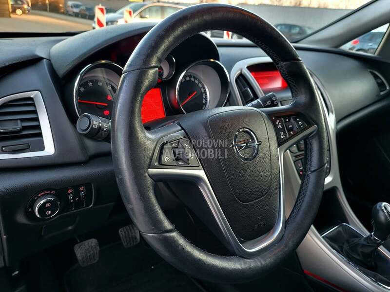 Opel Astra J 1.4