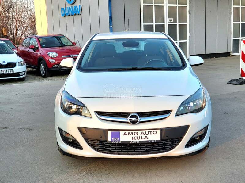 Opel Astra J 1.4