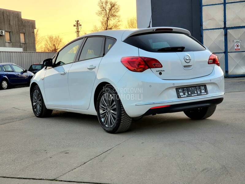 Opel Astra J 1.4
