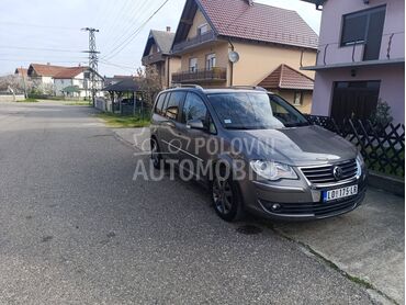 Volkswagen Touran 1.4 tsi