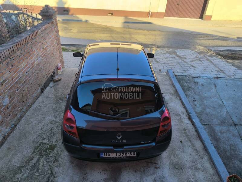 Renault Clio 