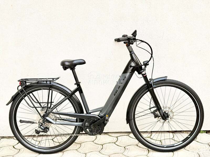 Bulls Cross smart 28