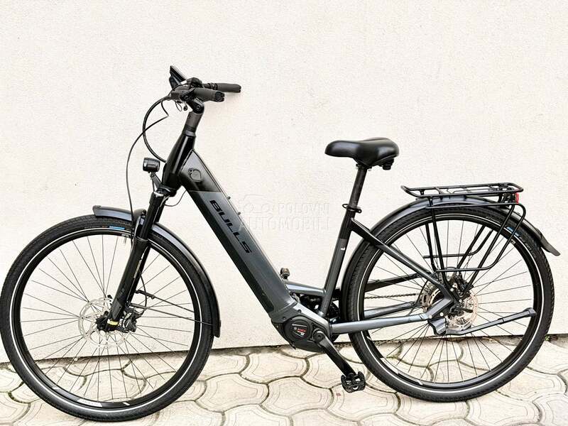 Bulls Cross smart 28