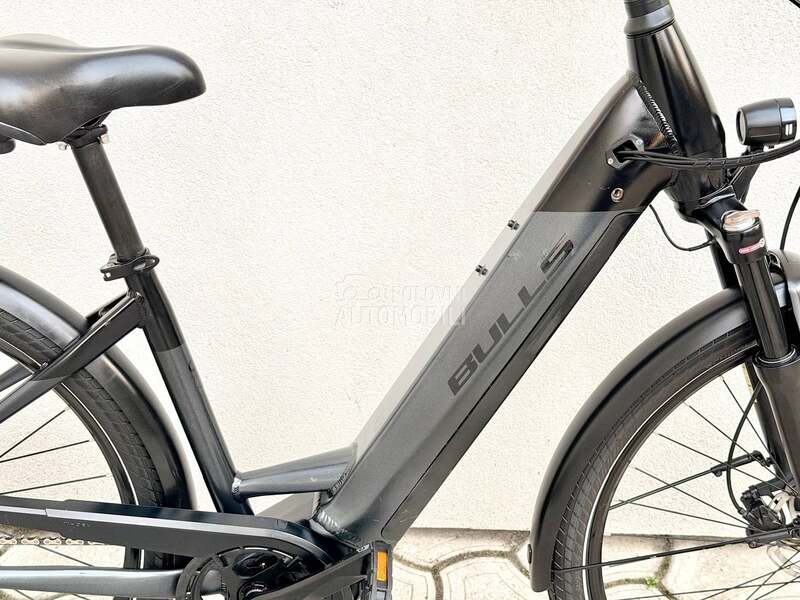 Bulls Cross smart 28