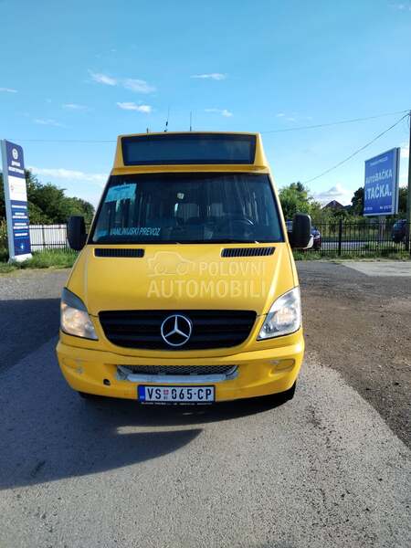 Mercedes Benz Sprinter 515