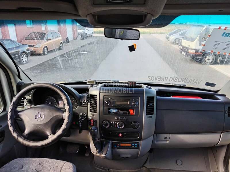 Mercedes Benz Sprinter 515