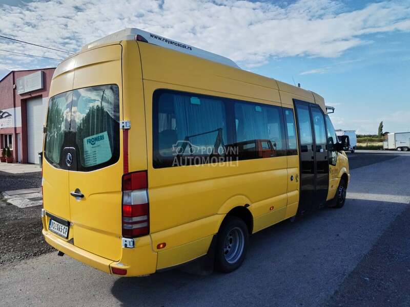 Mercedes Benz Sprinter 515