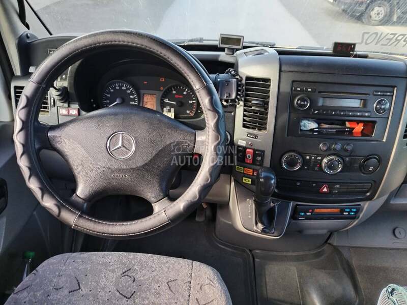 Mercedes Benz Sprinter 515