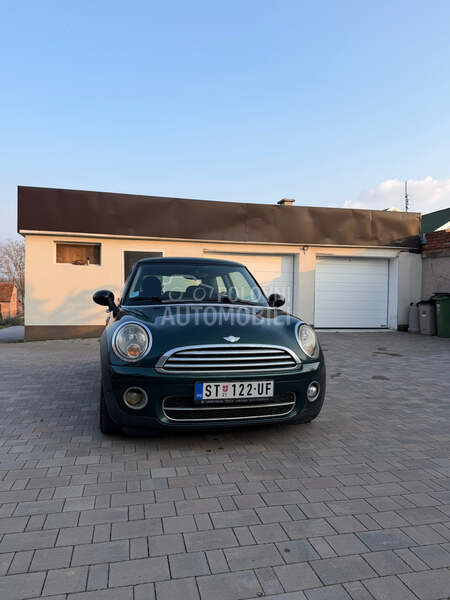 MINI Cooper 