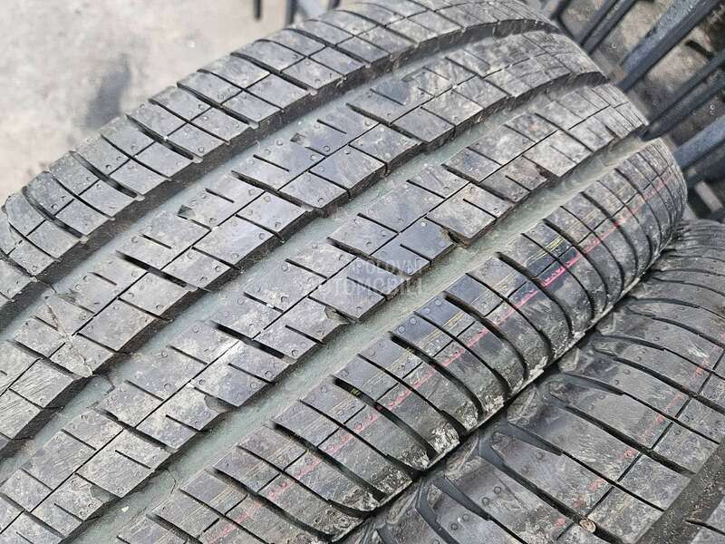 Continental 215/65 R15 Letnja