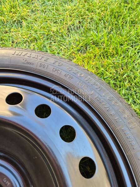 Ćopavac / rezervni točak