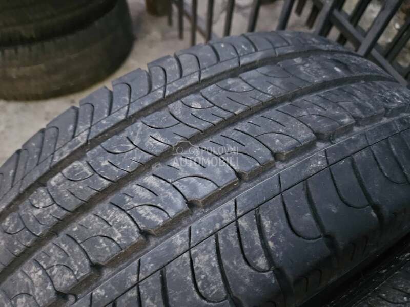 Goodyear 215/70 R15 Sve sezone