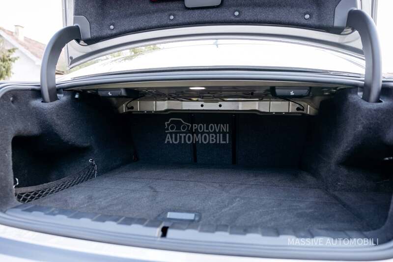 BMW 330 e xD/M/Laser/292PS