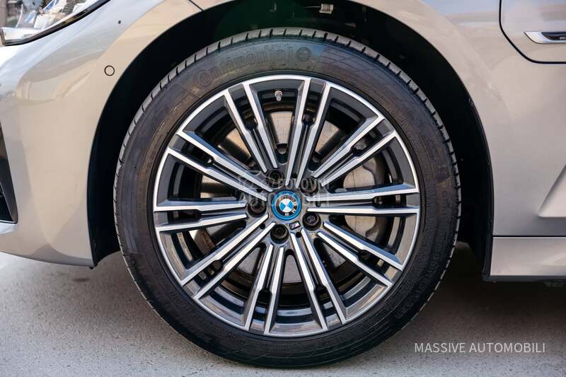 BMW 330 e xD/M/Laser/292PS