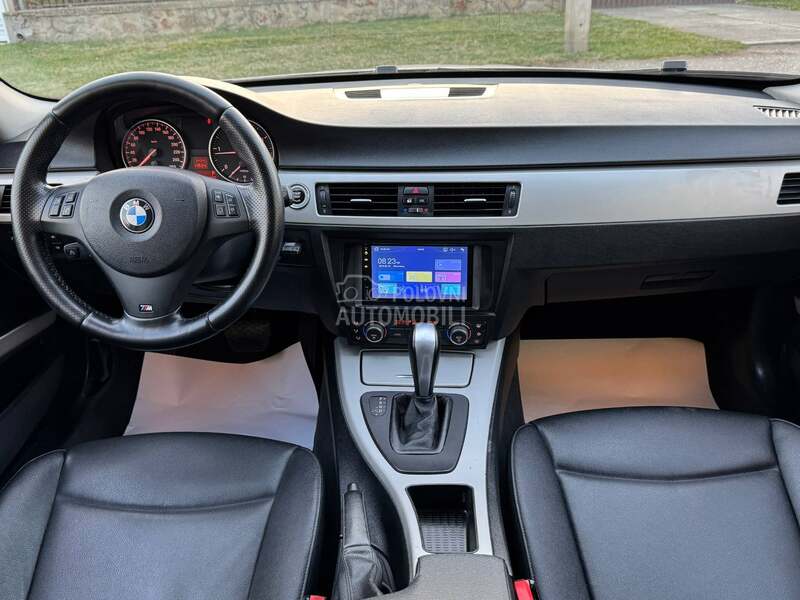 BMW 320 M-PERFORMANCE AUTOM