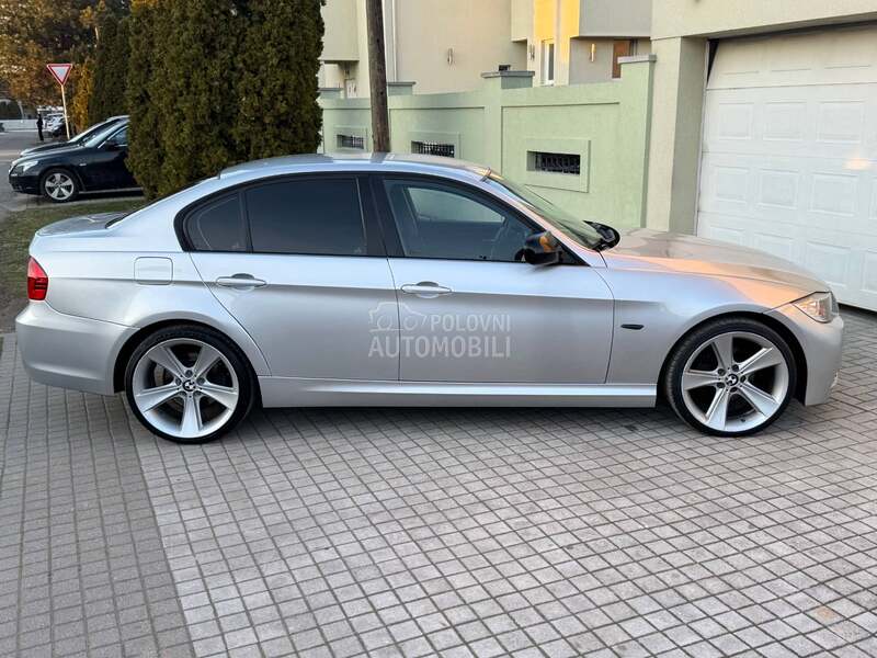 BMW 320 M-PERFORMANCE AUTOM