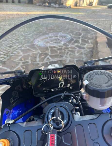 Yamaha Yamaha R7 A2