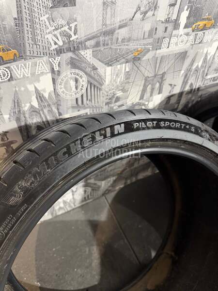 Michelin 305/30 R21 Letnja