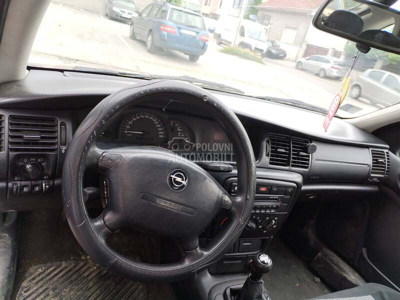 Opel Vectra B 