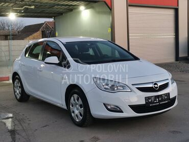 Opel Astra J 1.3 cdti T O P