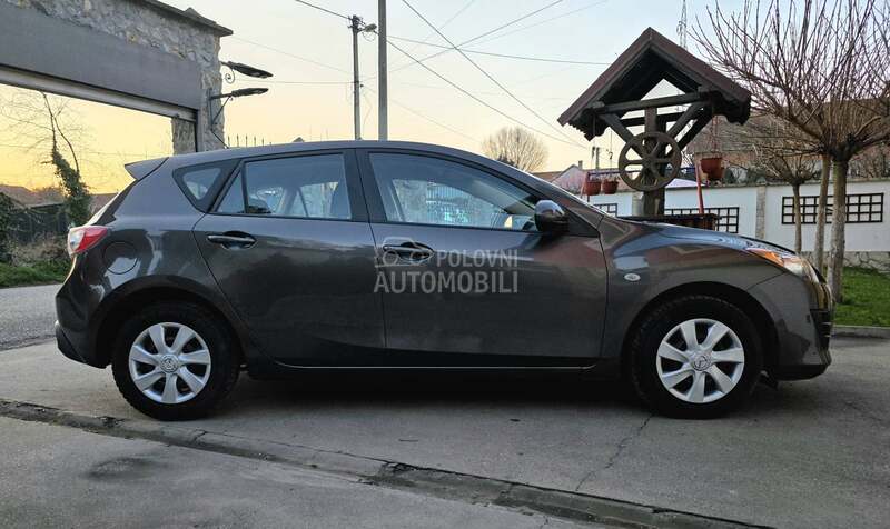 Mazda 3 1.6