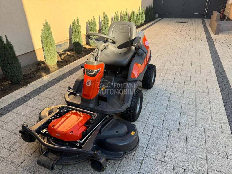 Husqvarna R 420 TSX AWD