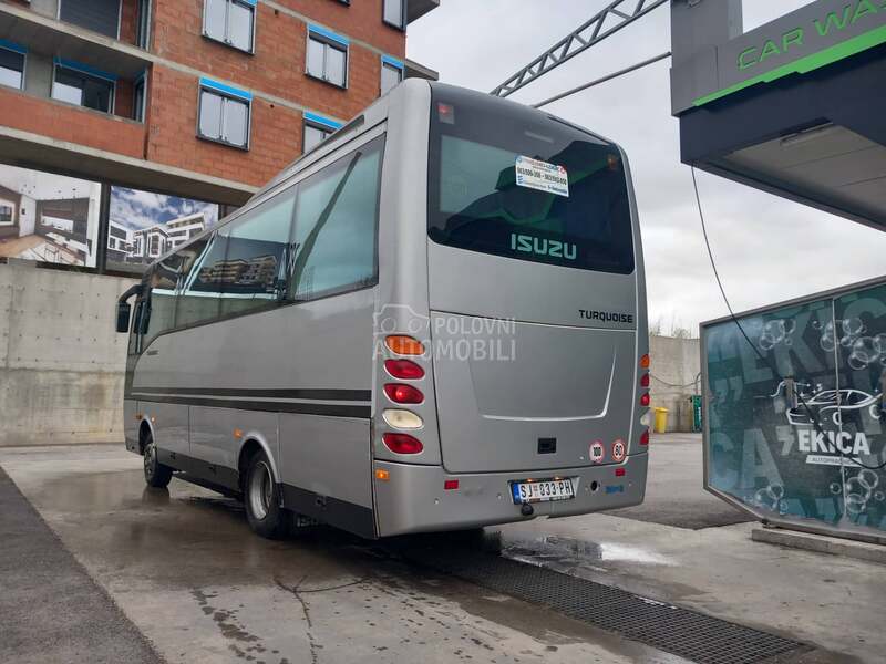 Isuzu Turgise top stanje