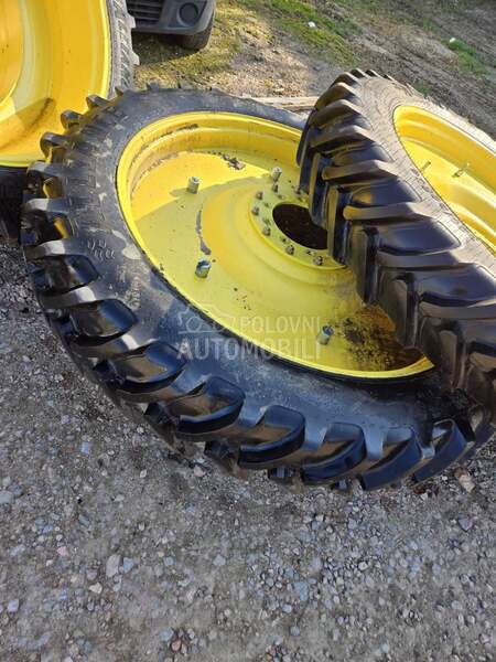 John Deere dupli tockovi