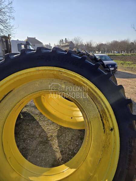 John Deere dupli tockovi