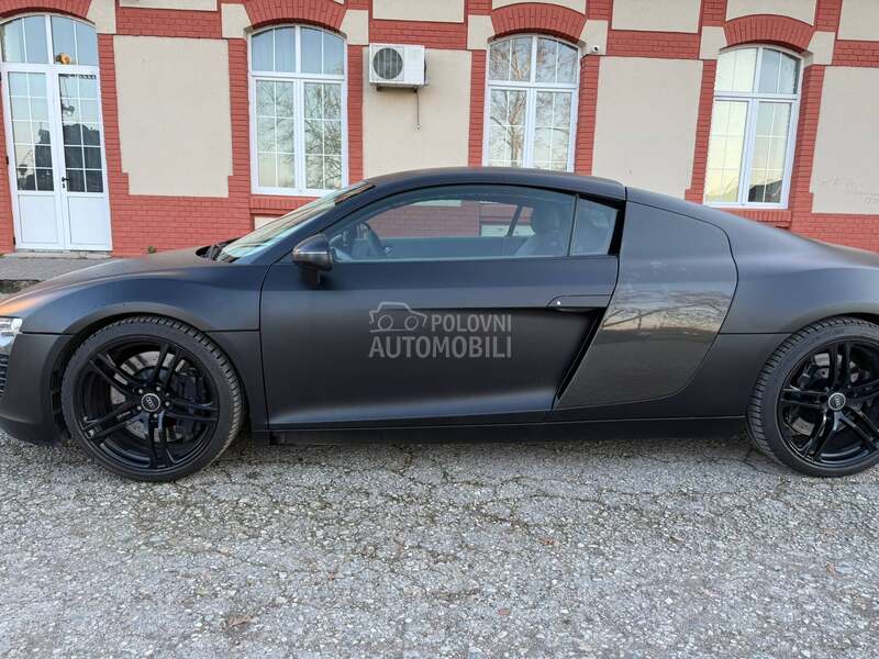 Audi R8 