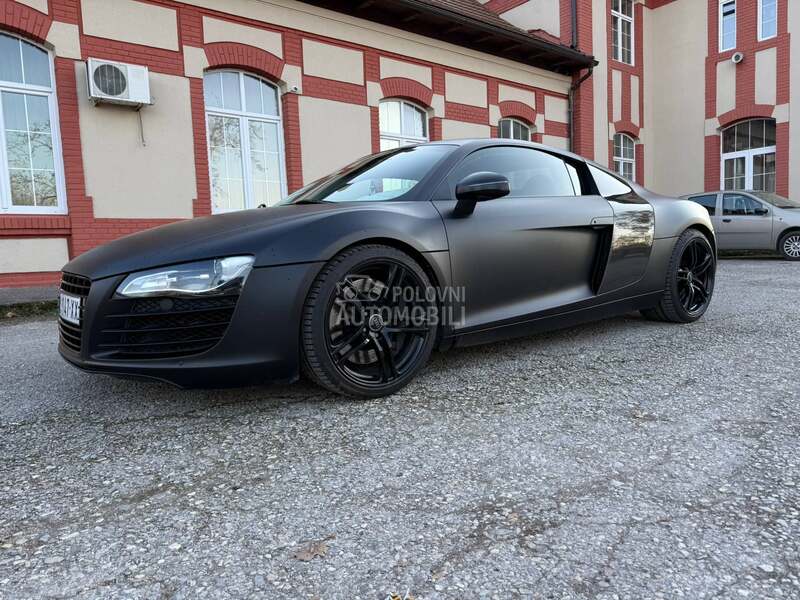 Audi R8 