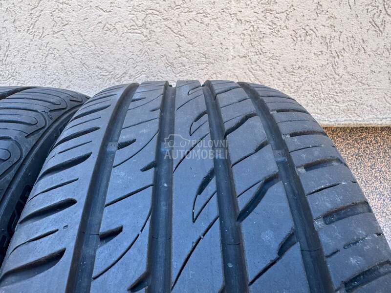 Esa Tecar 215/45 R17 Letnja