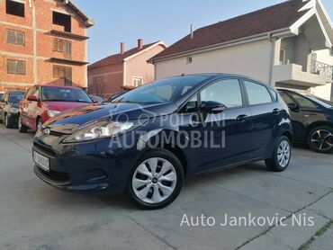 Ford Fiesta 1.2i TREND LINE CH