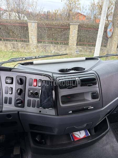 Mercedes Benz Atego 815