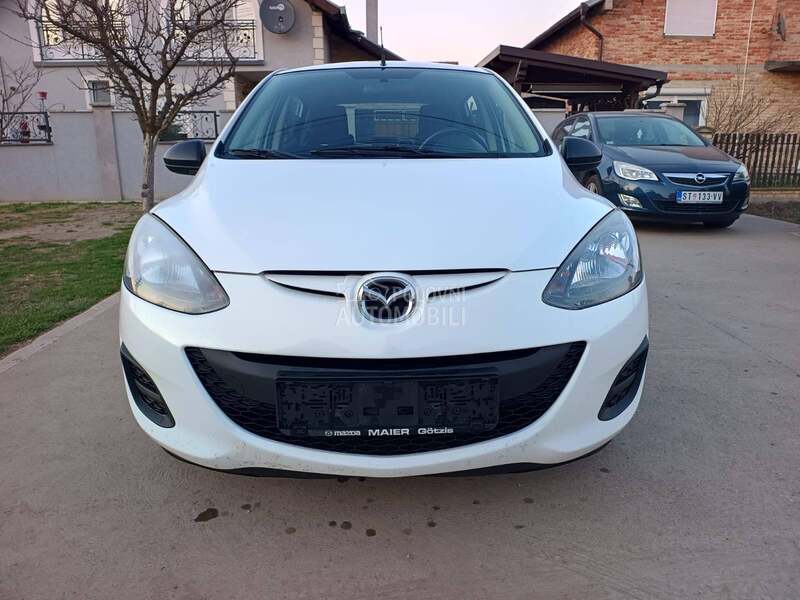 Mazda 2 