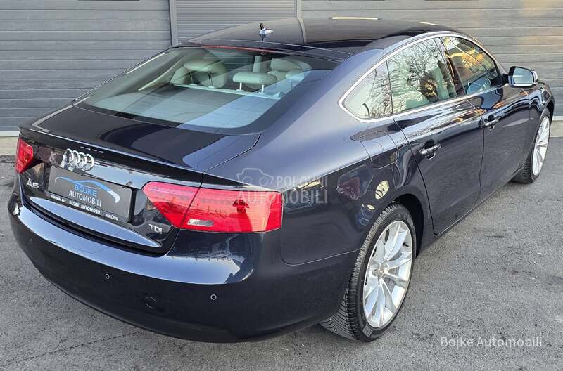 Audi A5 2.0TDI S-line
