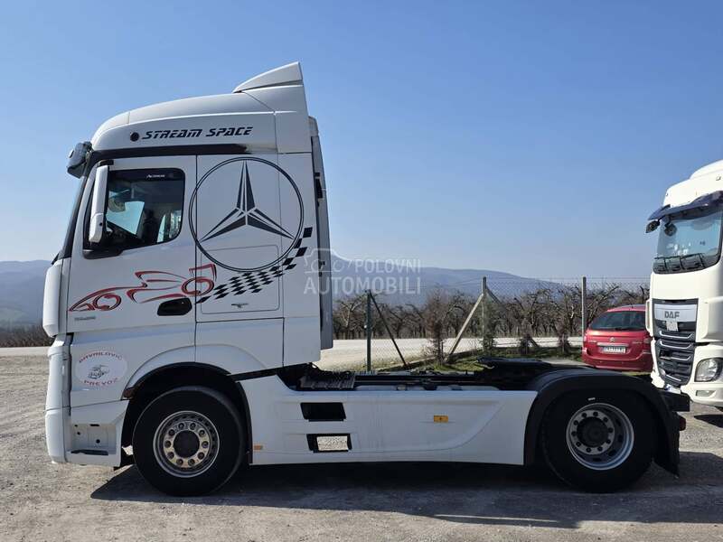 Mercedes Benz Actros 1845
