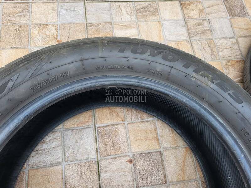 Toyo 205/55 R17 Letnja