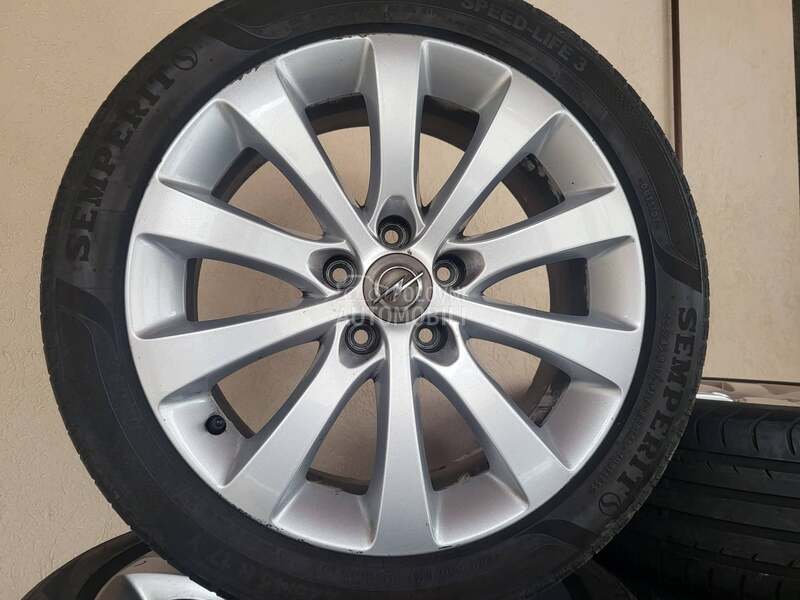 Semperit 225/45 R17 Letnja