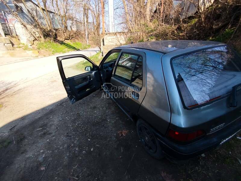 Renault Clio 1.2