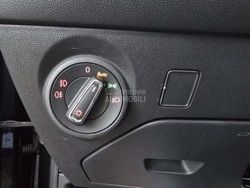 Seat Leon 1.6 TDI MATRIX