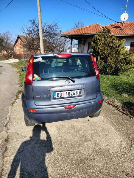 Nissan Note 