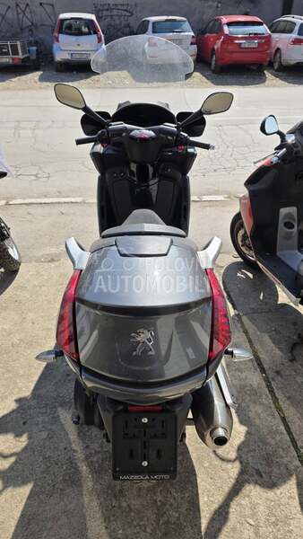 Peugeot Metropolis 400i