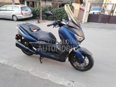Yamaha X Max 300 tech