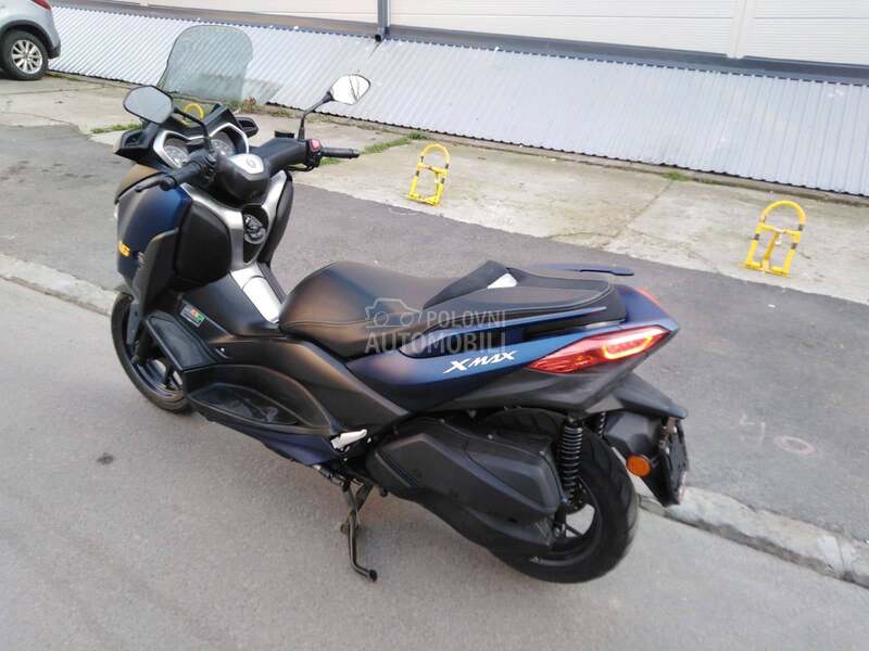 Yamaha X Max 300 tech