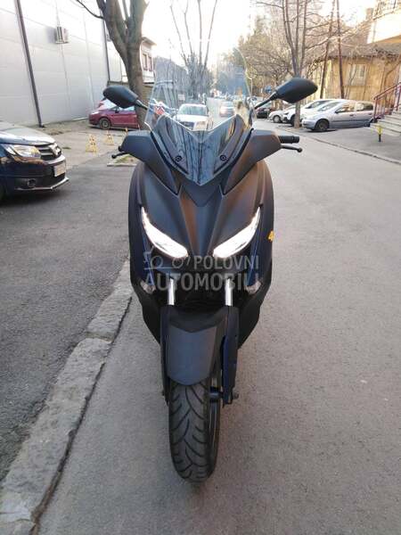 Yamaha X Max 300 tech