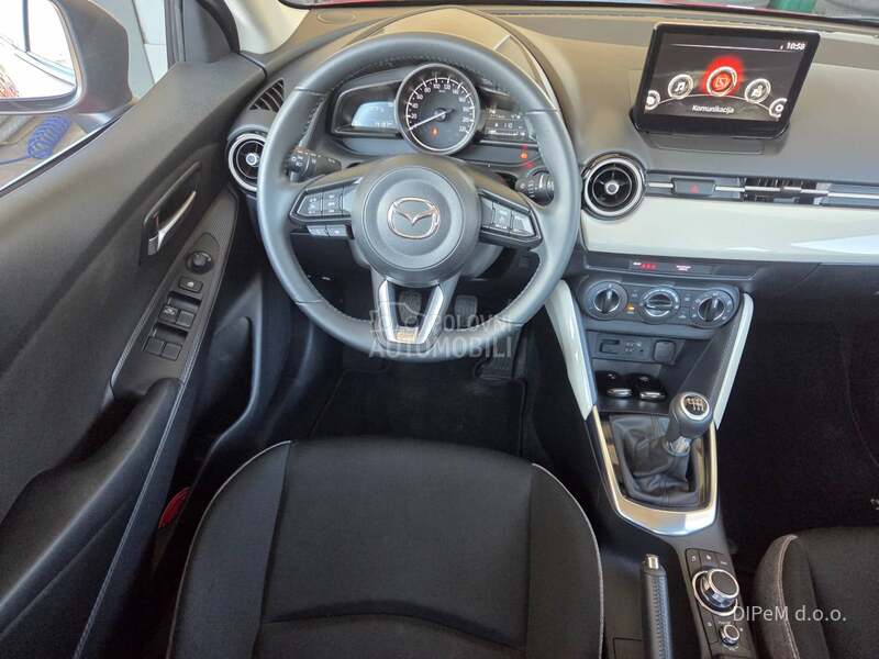 Mazda 2 G75/CENTRE LINE